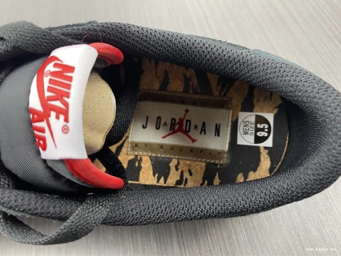 Chep Onekick SoleFly DN3400-001 Carnivore 1 Jordan Low Air x 0712